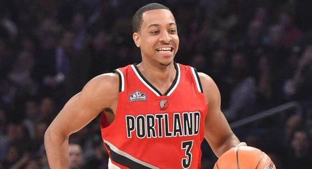 阿隆索帅位告急！皇马提前找好3位备胎：两位名帅+1名少帅