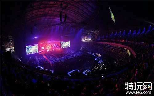 海港vs首尔：2外援PK4外援，蒯纪闻、张琳芃先发，林加德出战