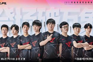 10场0球！米兰亏大了，新援前锋太差劲，身价3500万虚高