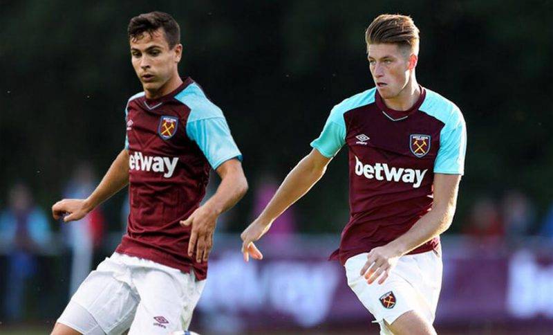 在足球赛场 在足球赛场